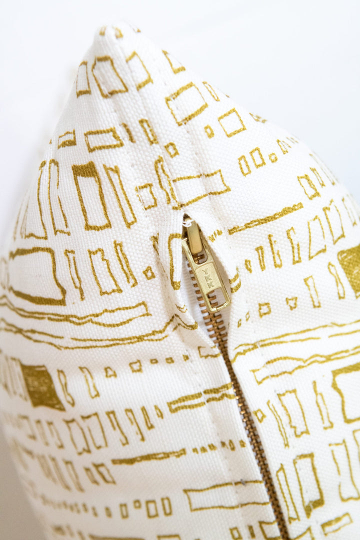 Capistrano in Halcyon 18" x 18" Pillow - at300nelson