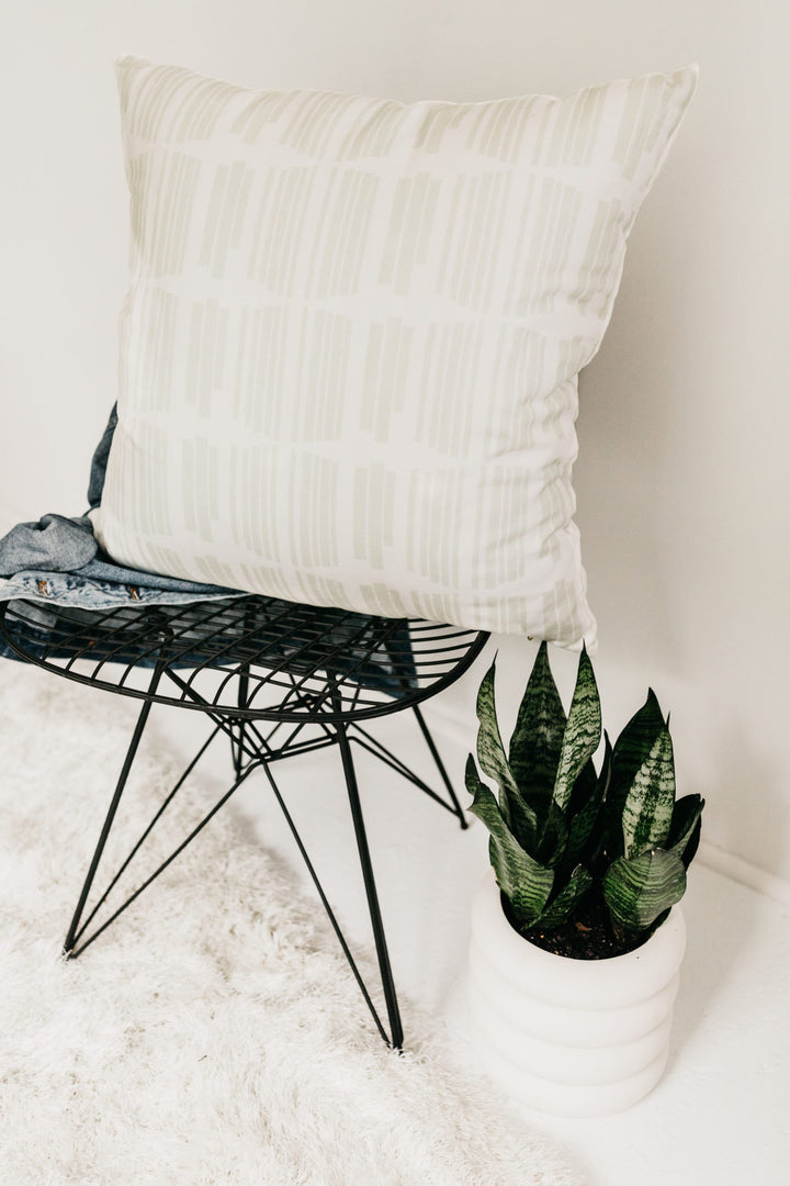 Marguerite in Neptune 24" x 24" Pillow - at300nelson