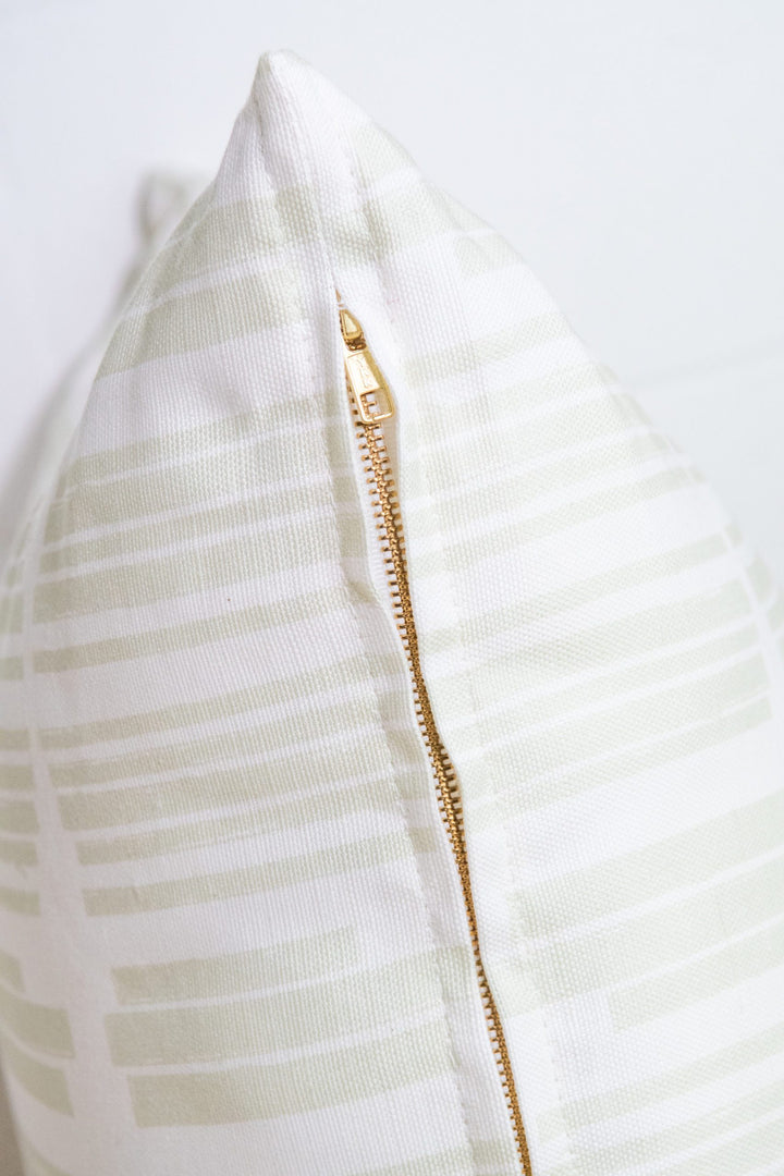 Marguerite in Neptune 24" x 24" Pillow - at300nelson