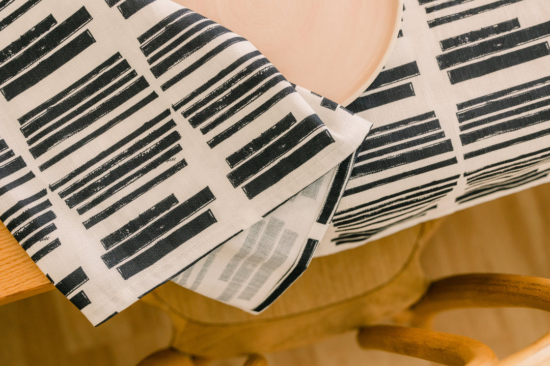 Marguerite in Indigo 70" x 90" Tablecloth - at300nelson