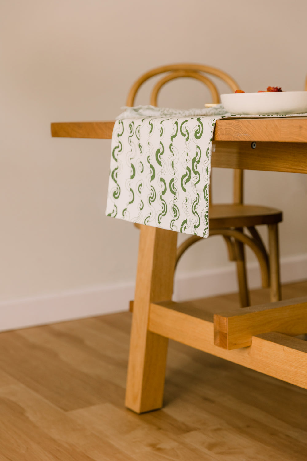 Ortega in Cereus 14" x 90" Table Runner - at300nelson