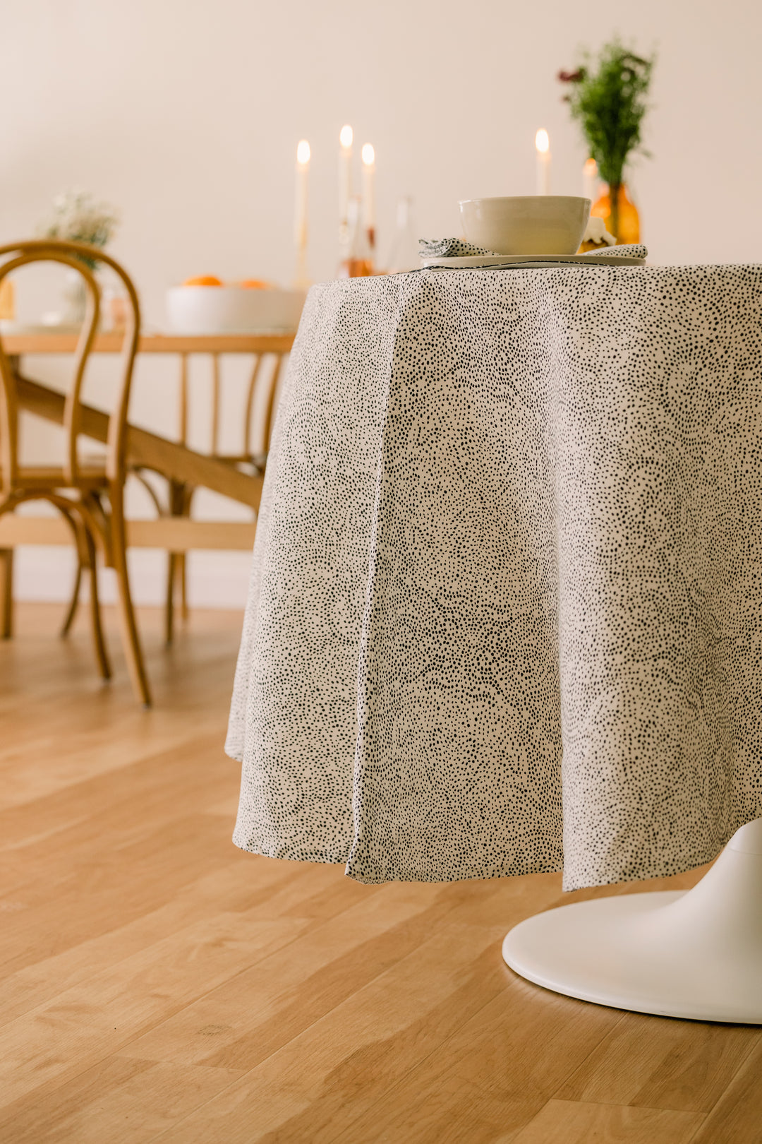 Palizada in Albatross 70" x 70" Round Tablecloth - at300nelson