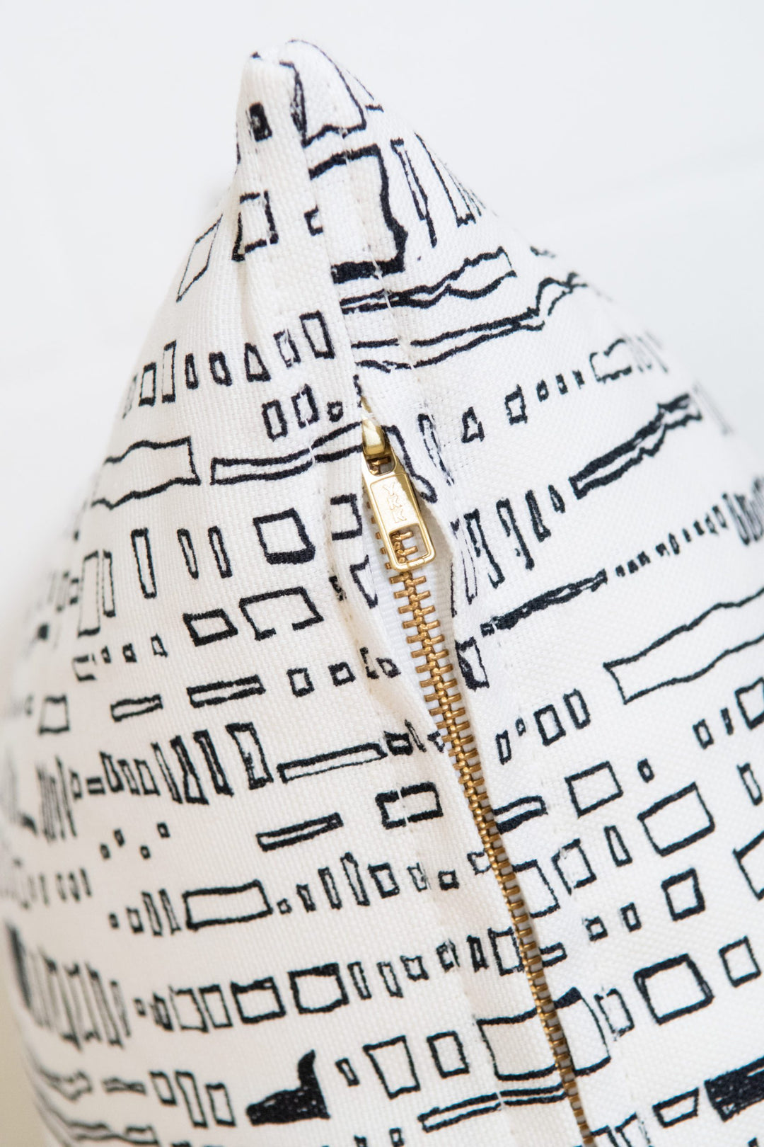 Capistrano in Clairvoyant 20" x 20" Pillow - at300nelson